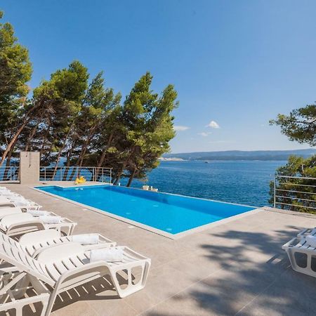 Villa Charlotte 오미스 외부 사진