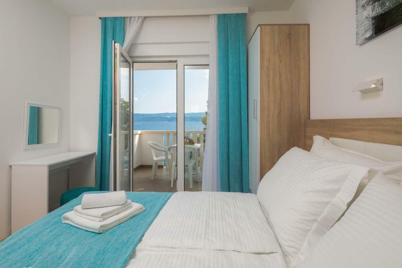 Villa Charlotte 오미스 외부 사진